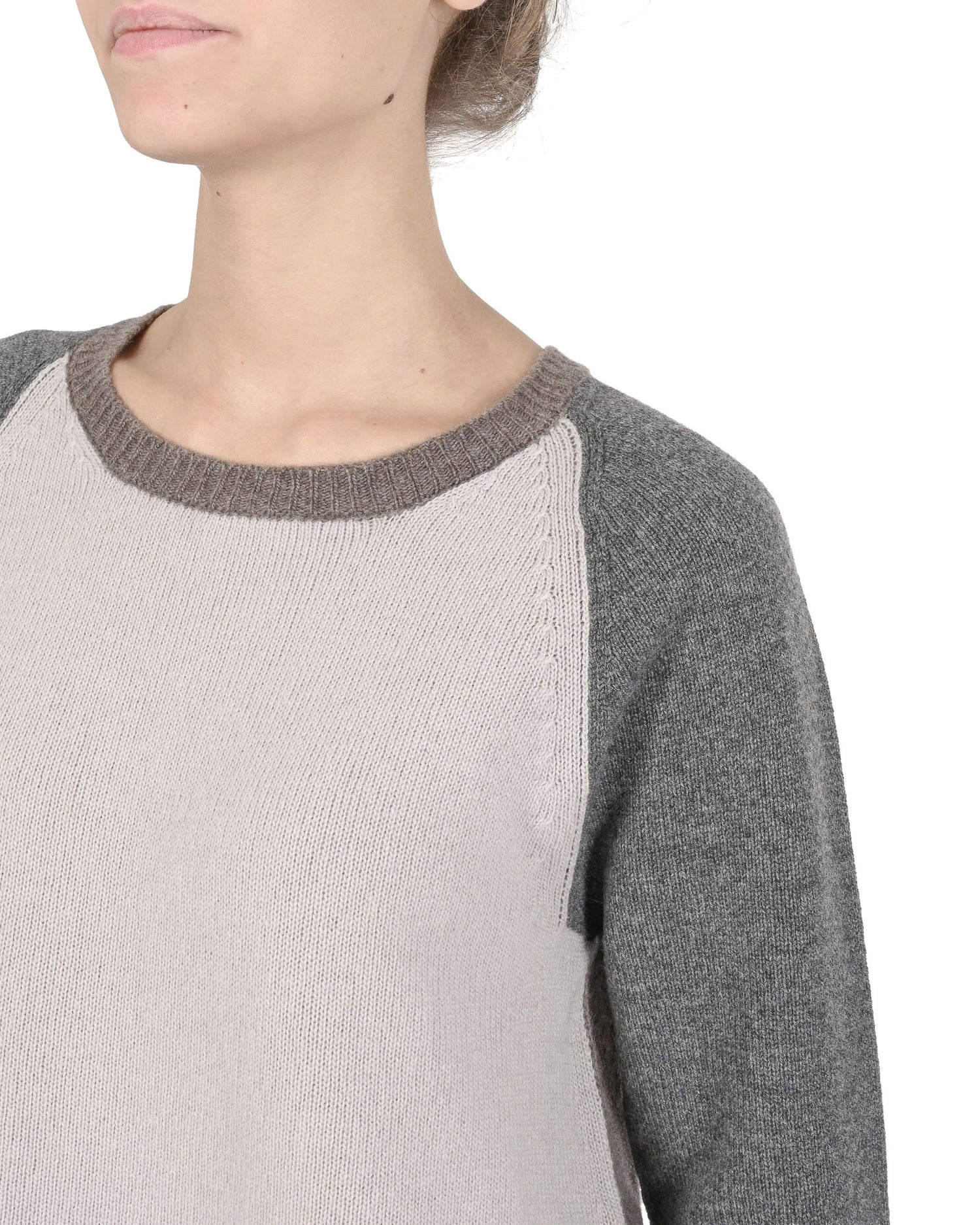 Crown of Edinburgh Cashmere Womens Round Neck Sweater COE 0016 GREY/BEIGE